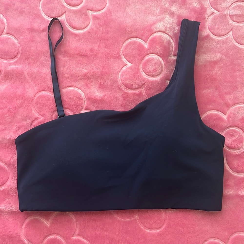 Stori Sports bra
